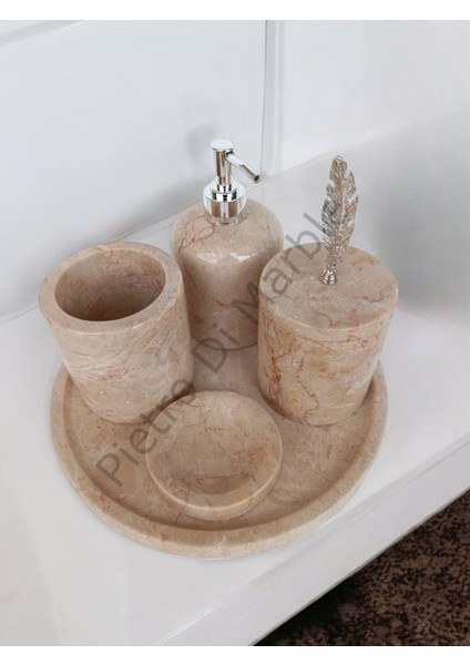 Bej Mermer Klasik Model 5 Parça Gümüş Renk Kuş Tüyü Aksesuarlı Banyo Seti