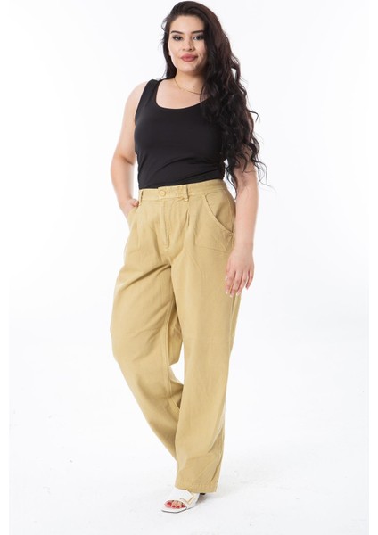 Kadın Büyük Beden Bej Ribs Kumaş Yan Cepli Pileli Pantolon 65N38272