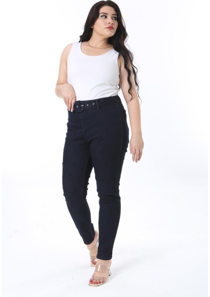 Kadın Büyük Beden Lacivert Kemer Aksesuarlı Likralı Dar Paça Pantolon 65N38258