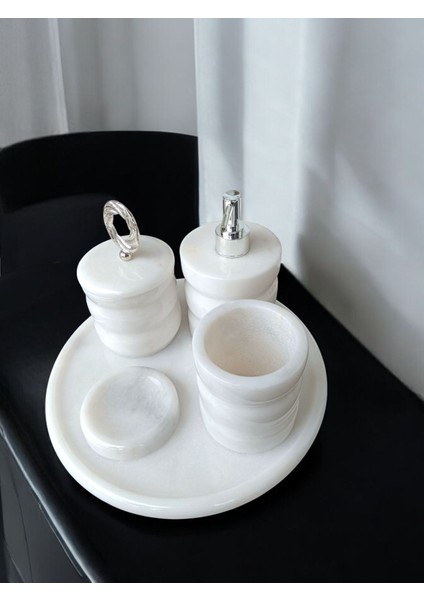 Beyaz Mermer Oval Model 5 Parça Gümüş Renk Halka Aksesuarlı Banyo Seti modelleri