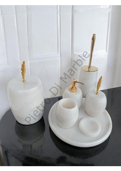Beyaz Mermer Oval Model 7 Parça Gold Renk Kuş Tüyü Aksesuarlı Banyo Seti