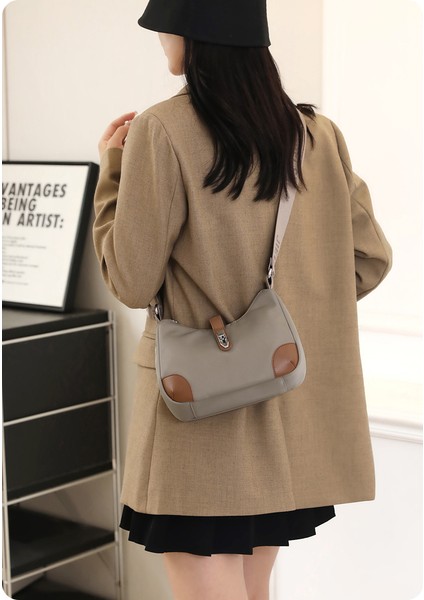 Çapraz Askılı Çanta Taşınabilir Yüksek Kaliteli Nefes Alabilen Naylon Malzeme Düz Renk Stili, Mor (Yurt Dışından) modelleri