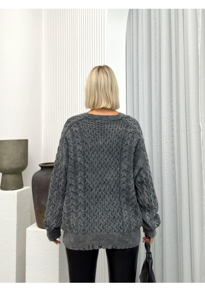 Saç Örgülü Eskitme Etekli Salaş Triko Kazak Antrasit 8239 indirimleri