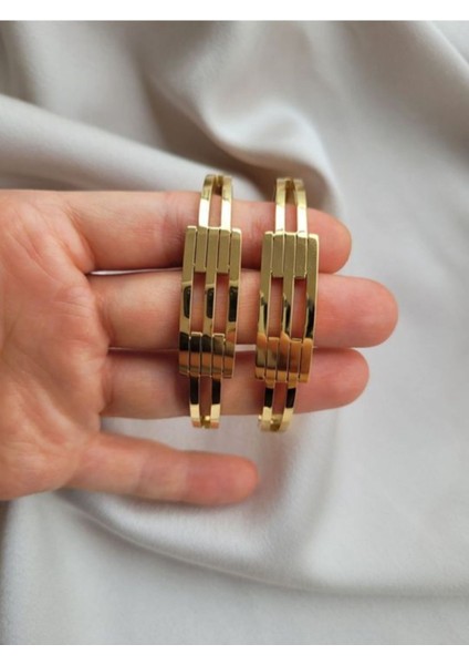 Altın Renkli Çelik Kararmaz Kaburga Kelepçe, Şık ve Dayanıklı Takı Seçeneği modelleri