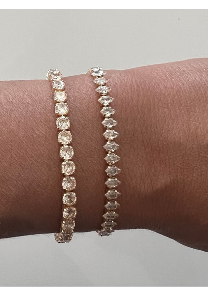 Asansörlü Minimal Sade Taşlı Gold Bileklik