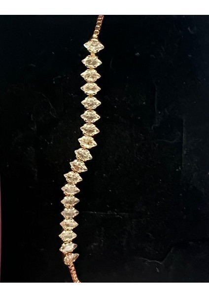 Asansörlü Minimal Sade Taşlı Gold Bileklik