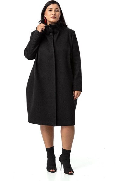 Büyük Beden Dik Yaka Düğme Detaylı Astarlı Siyah Kaşe Kaban