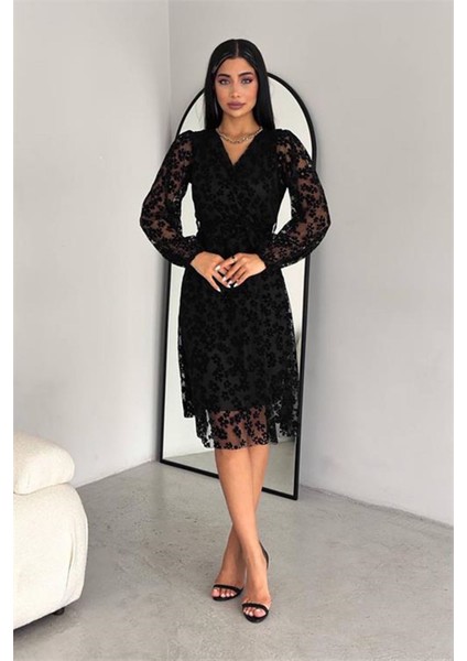 Kadın Kruvaze Yaka Dantel Astarlı Siyah Midi Elbise 12E-2292 fırsatları