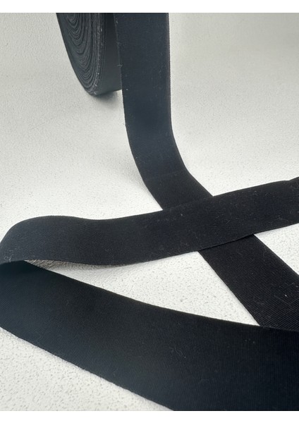 3 cm Ekstrafor-5 Metre-Siyah