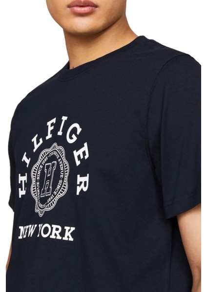 Tommy Hilfıger Ön Logolu Yuvarlak Yaka T-Shirt modelleri