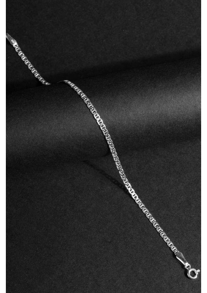 Gümüş Renkli 2.50 mm Genişlik Zarif Bileklik, 925 Ayar, Parlak ve Şık Takı