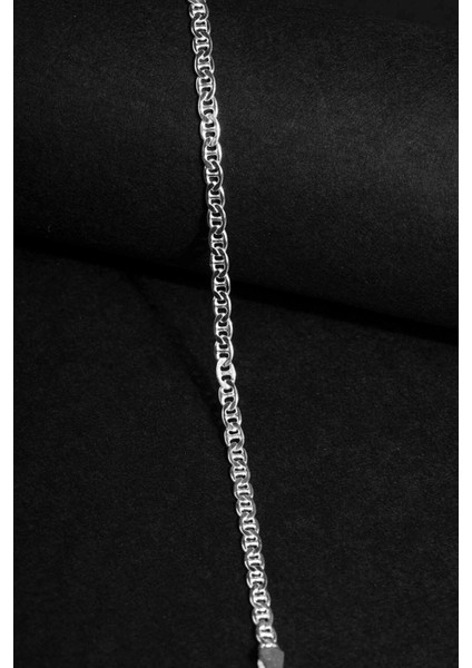 Gümüş Renkli 2.50 mm Genişlik Zarif Bileklik, 925 Ayar, Parlak ve Şık Takı modelleri