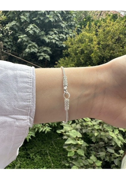 El İşçiliği Gümüş Bileklik, Kazaziye ve Örme Top Detaylı, Şık Tasarım, 950 Ayar, Boncuk Renk modelleri