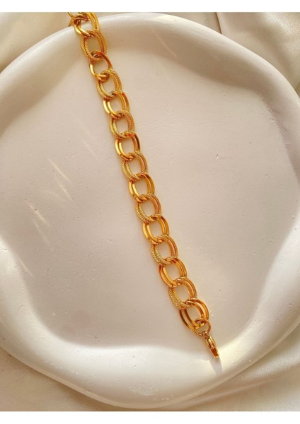 Altın renkli 316L çelik şık bileklik, sade ve dayanıklı tasarım fiyatları