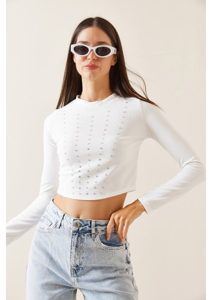 Beyaz Bisiklet Yaka Taşlı Crop Bluz 5YXK2-48936-01 indirimleri