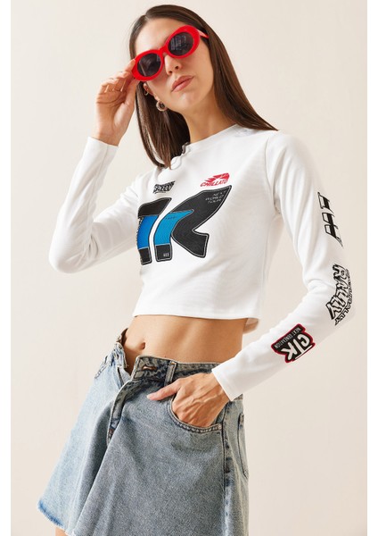 Beyaz Bisiklet Yaka Baskılı Crop Bluz 5YXK2-48924-01