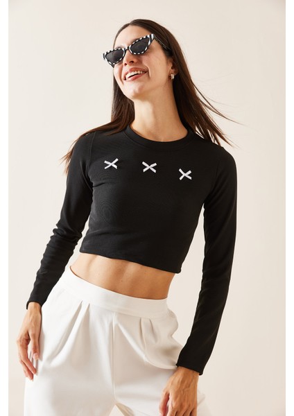 Siyah Bisiklet Yaka Kurdele Detaylı Crop Bluz 5YXK2-48922-02 indirimleri