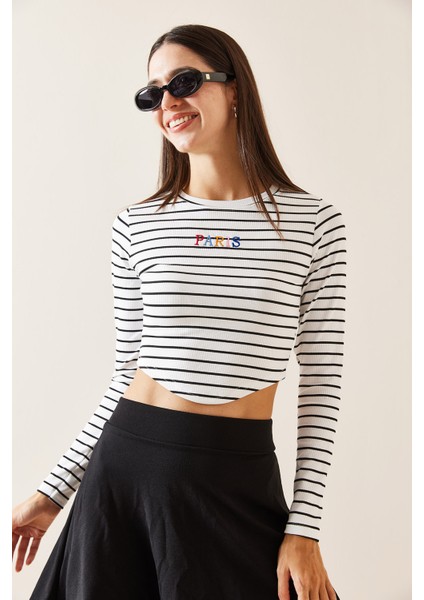Beyaz Bisiklet Yaka Çizgili Crop Bluz 5YXK2-48930-01 indirimleri