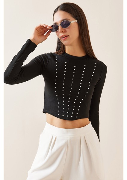 Siyah Bisiklet Yaka Taşlı Crop Bluz 5YXK2-48936-02