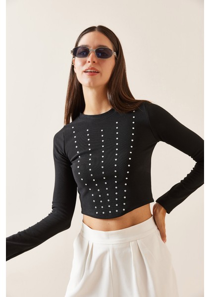 Siyah Bisiklet Yaka Taşlı Crop Bluz 5YXK2-48936-02