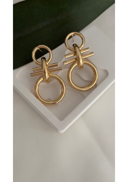 Gold Halka Detaylı Küpe modelleri