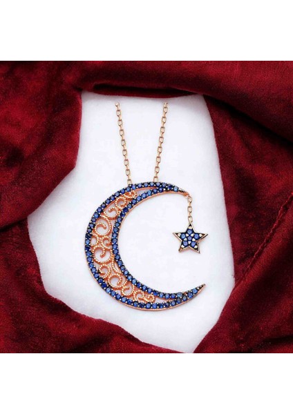 Rose Renkli Hilal Kolye Modeli