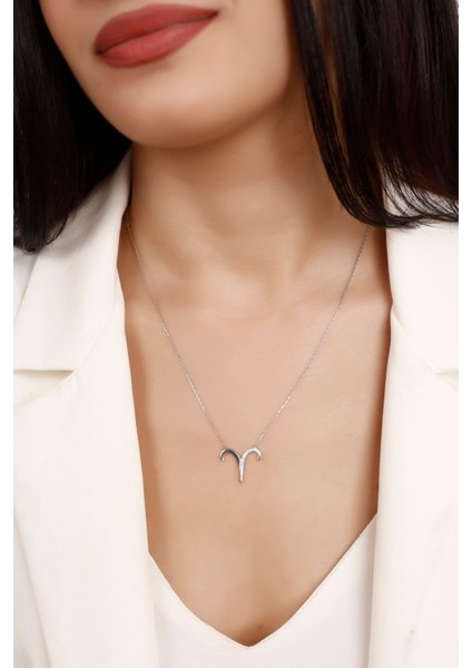 Parlak Zirkon Taşlı Koç Burcu Gümüş Kolye, 925 ayar, şık ve zarif tasarım