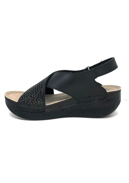 Ortopedik Siyah Kadın Sandalet modelleri