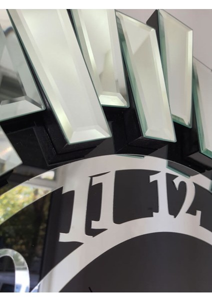 Güneş Twins Silver Latin Black Model Gümüş Siyah Renk 70 cm Dekoratif Aynalı Duvar Saati indirimleri