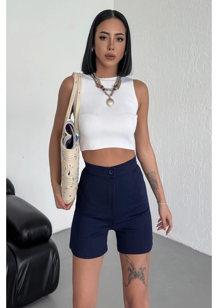 Tarz ve Rahatlığı Bir Arada Sunan Yüksek Bel Esnek Likralı Krep Şort Lacivert fiyatları