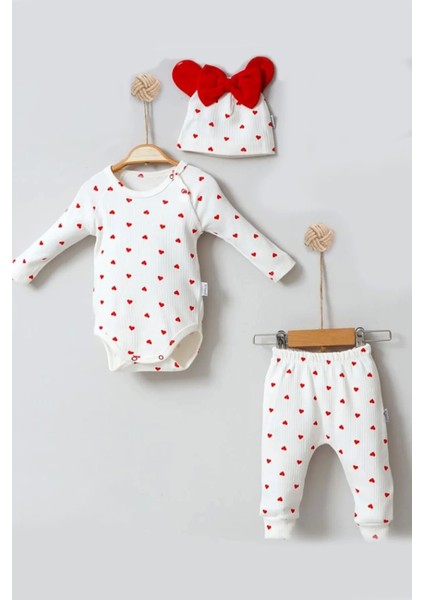 Kalp Desenli Şapkalı 3'lü Hastane Çıkışı