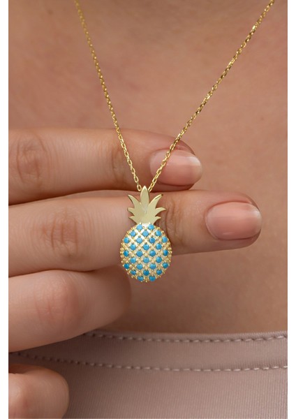 Turkuaz taşlı, 925 ayar gümüş kaplama ananas motifli şık kolye