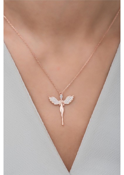 Parlak Pembe Zirkon Taşlı Kanatlı Gümüş Kolye, Rose Gold Detaylı, Şık Tasarım modelleri