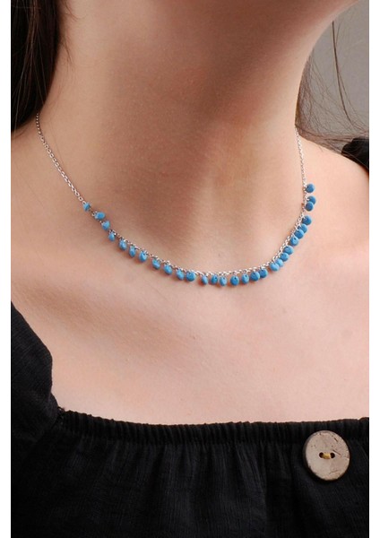 Turkuaz taşlı rodyum kaplı gümüş choker kolye, şık ve modern tasarım