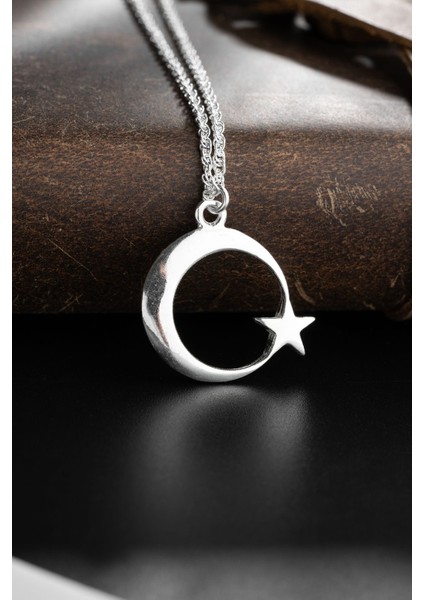 Özel Tasarım Erkek Gümüş Ay Yıldız Kolye, 925 Ayar, Zirkon Taşlı, Şık ve Zarif modelleri