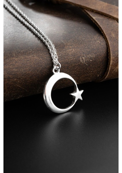 Özel Tasarım Erkek Gümüş Ay Yıldız Kolye, 925 Ayar, Zirkon Taşlı, Şık ve Zarif indirimleri