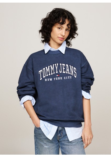 Tommy Jeans Yuvarlak Yaka Nakışlı Lacivert Kadın Sweatshırt Tjw Rlx Varsıty Crew