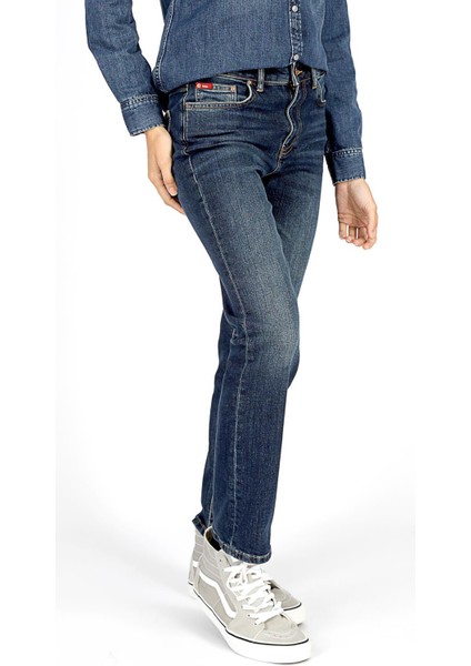 Normal Bel Normal Paça Straight Koyu Mavi Kadın Denim Pantolon 251 Lcf 121006 Susıe Kaı Mıd fiyatları