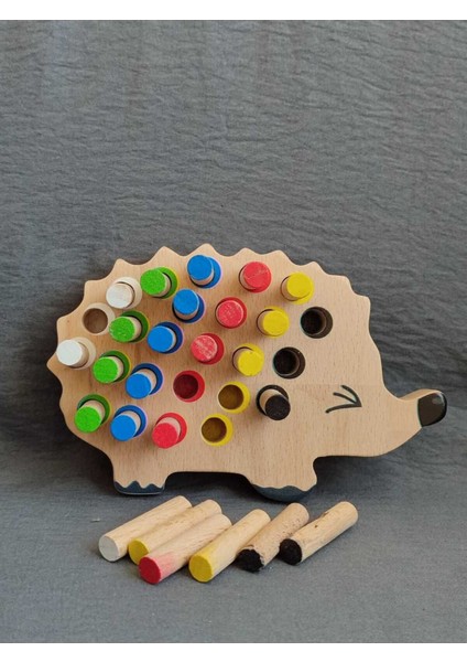 Montessori Eğitici Ahşap Oyuncak – Tak Çıkar Renkli Ahşap Kirpi Oyuncak