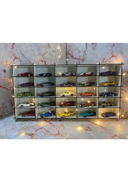 Ahşap Araba Rafı 25'li Beyaz Renk (Hotwheels ve Matcbox Arabaları Için Uygundur) fiyatları