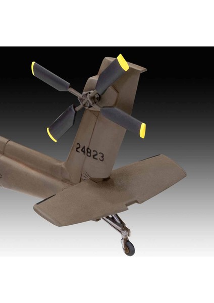 AH-64A Apache Model Kit Uçak