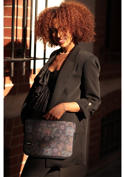 iPad Pro 7.nesil M4 13" Wi-Fi Smart Slim Desenli Tablet Çantası - Rigel modelleri