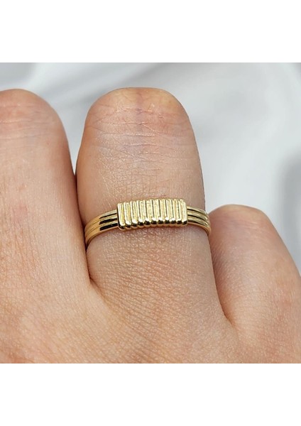 Altın Yüzük - 14 Ayar Altın Halat Kadın Yüzük - Hediyelik, Anneler Günü Hediyesi Altın Yüzük