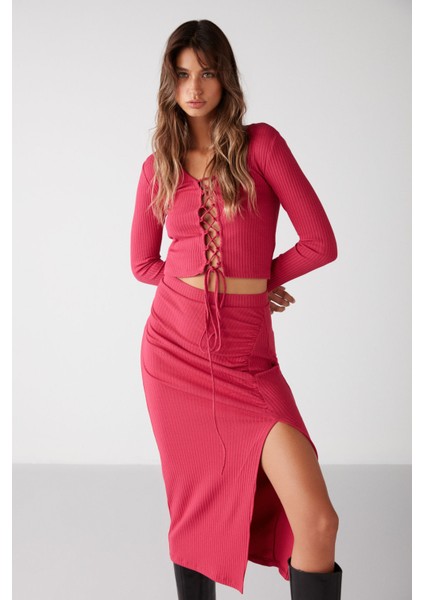 Agneska Kadın Triko Görünümlü Esnek Kumaşlı Çapraz Bağlamalı V Yaka Uzun Kol Crop Fuşya Bluz modelleri