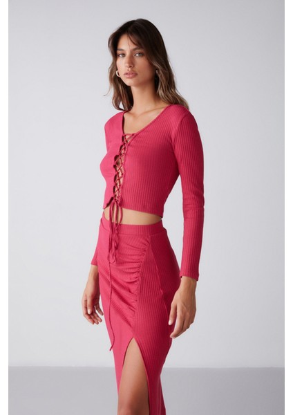 Agneska Kadın Triko Görünümlü Esnek Kumaşlı Çapraz Bağlamalı V Yaka Uzun Kol Crop Fuşya Bluz indirimleri