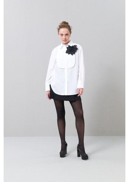 Çiçek Broşlu Boyfriend Gömlek Beyaz K2513533_002 fırsatları