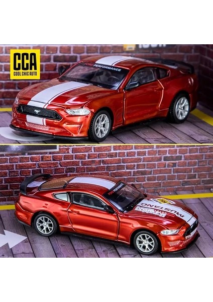 Mustang Gt 2018 Kırmızı Araba Modeli Modifiye Edilebilir - Kapıları Açılabilir - Aksesuarları Değiştirilebilir 1:42 Oyuncak