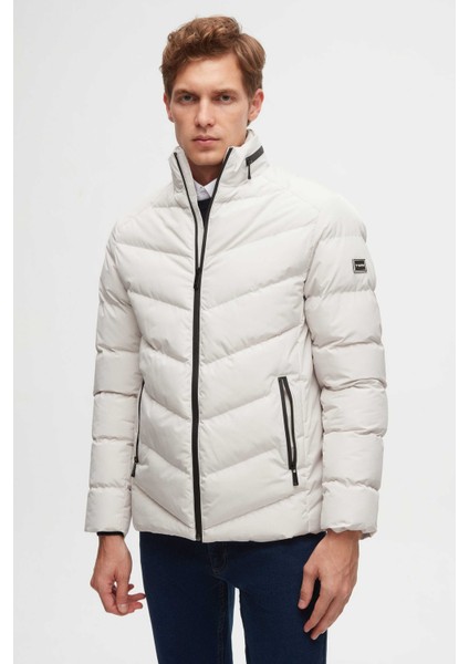 Slim Fit Ekru Gizlenebilir Kapüşonlu Elyaf Dolgulu Rüzgar Geçirmez Mont