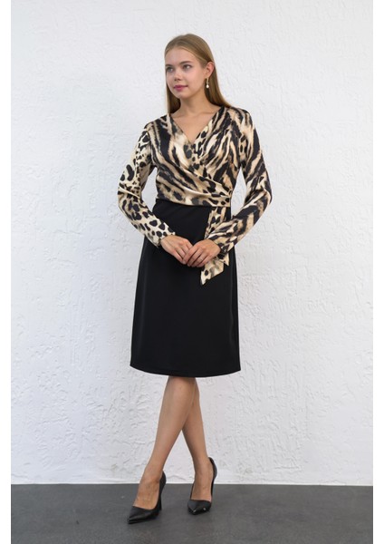 Üstü Leopar Desen Elbise