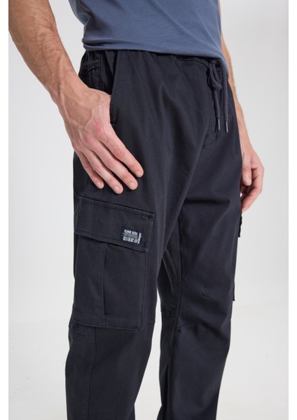 Wrangler Regular Fit Normal Kesim Normal Bel Dar Paça Lacivert Jogger Pantolon